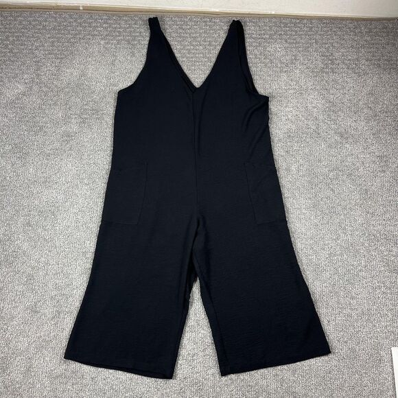 Torrid Jumpsuit Womens 1X Plus Black Sleeveless Wide Leg Cropped Pockets Boho - Picture 1 of 10